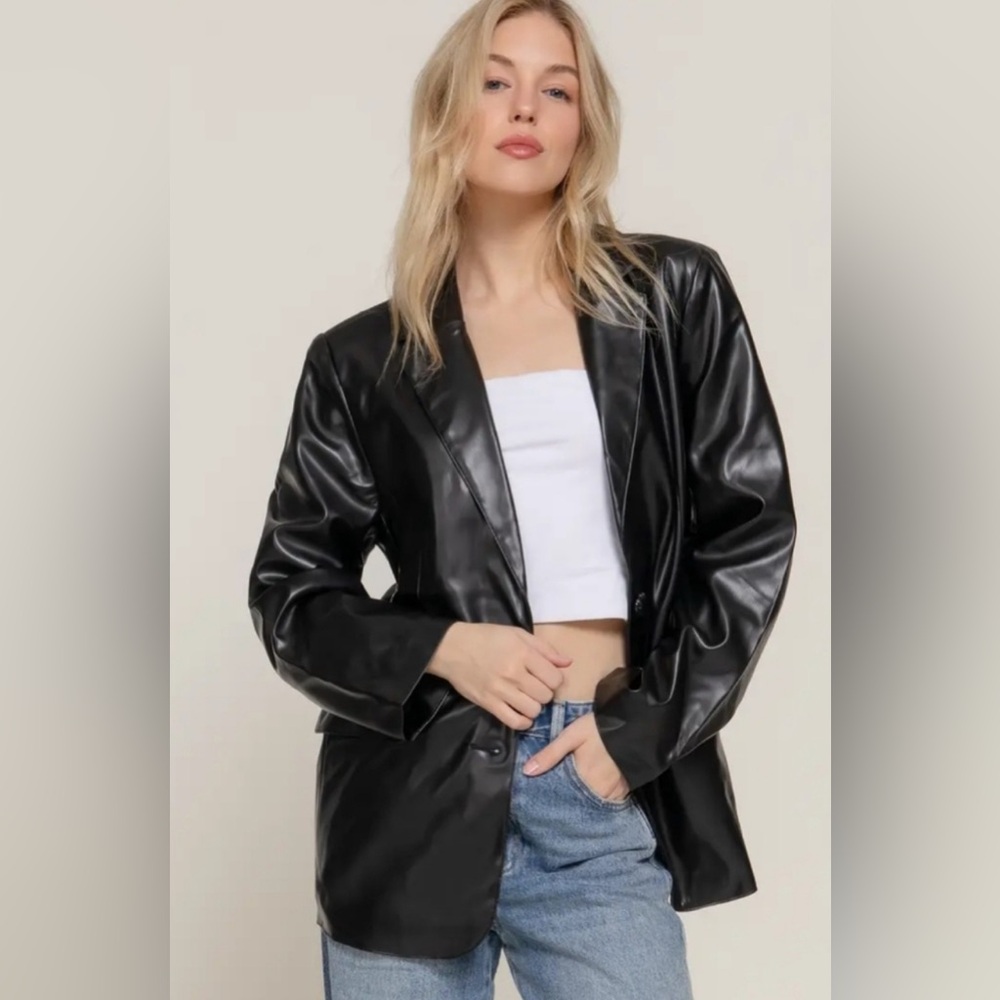 Active USA Faux Leather Slouchy Blazer size Medium